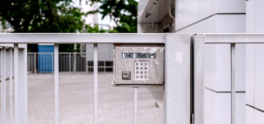 Gate Locks For Metal Gates in San Marino, California